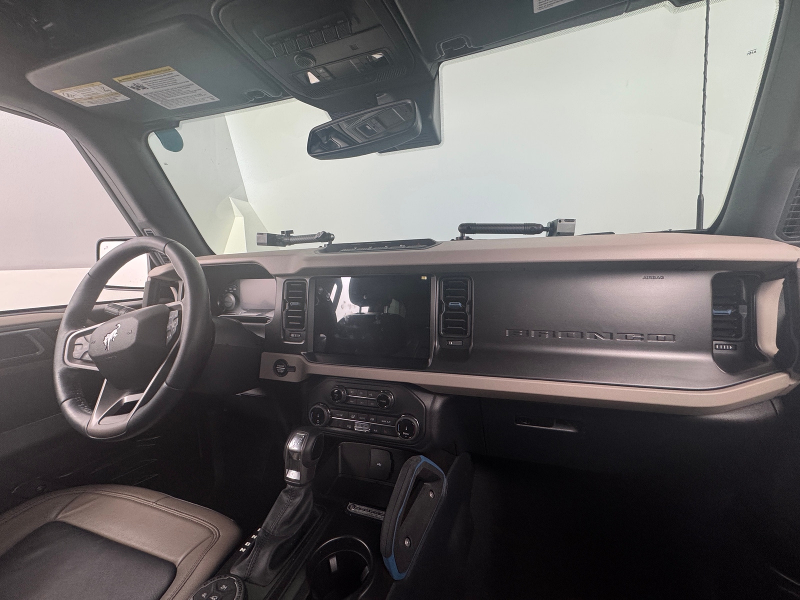 Thumbnail: 2022 Ford Bronco - 3