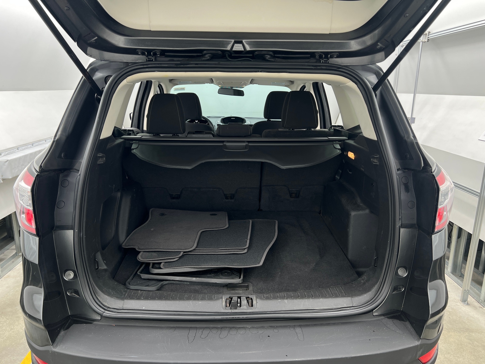 Thumbnail: 2017 Ford Escape - 7