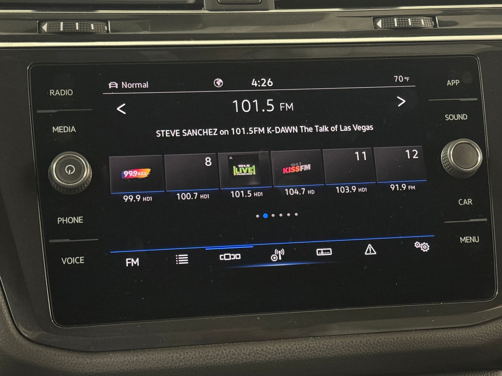 Thumbnail: 2021 Volkswagen Tiguan - 3