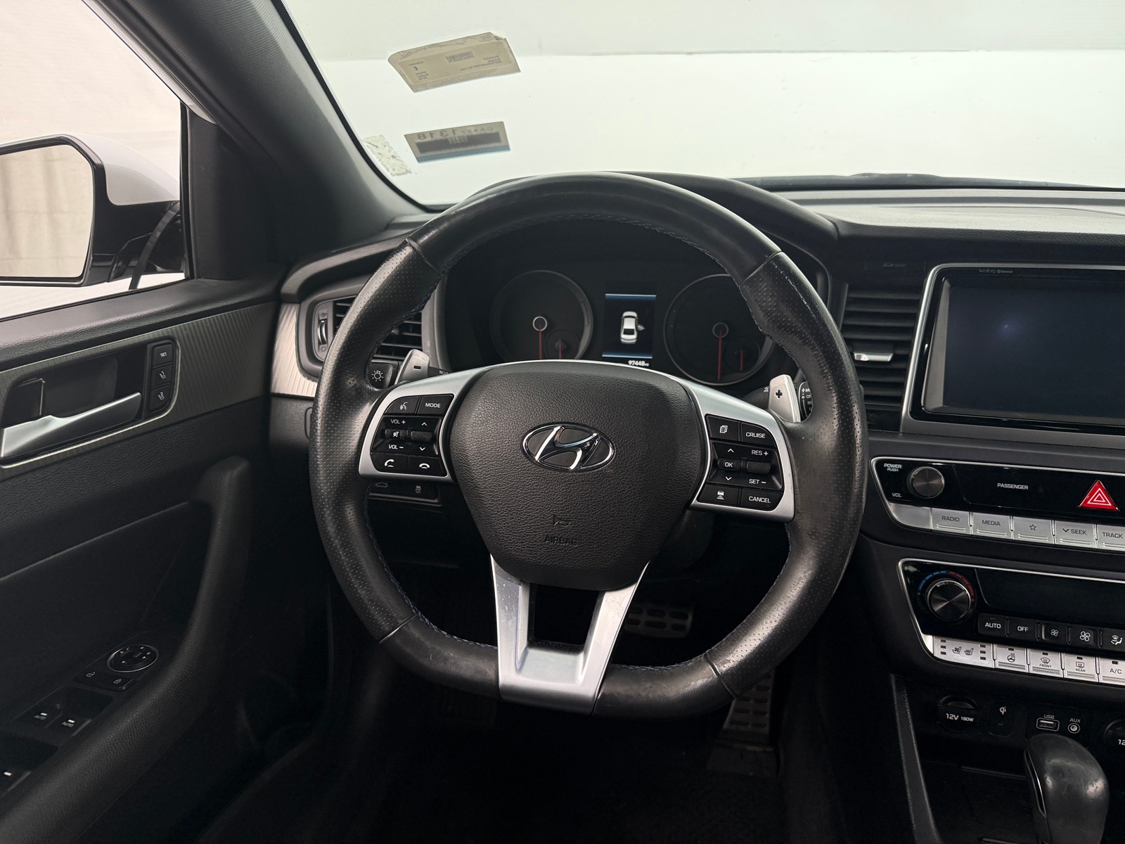 Thumbnail: 2019 Hyundai Sonata - 4