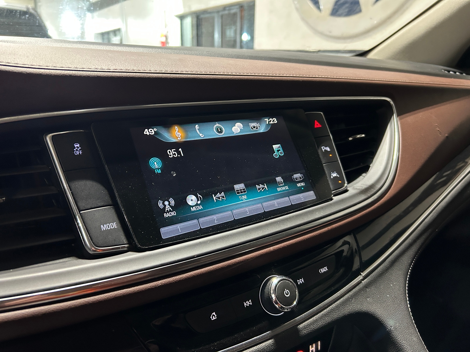 Thumbnail: 2019 Buick Enclave - 3