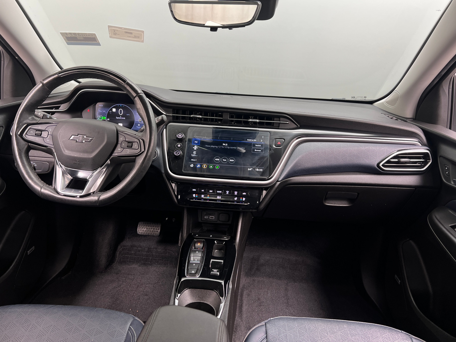 Thumbnail: 2023 Chevrolet Bolt EUV - 2