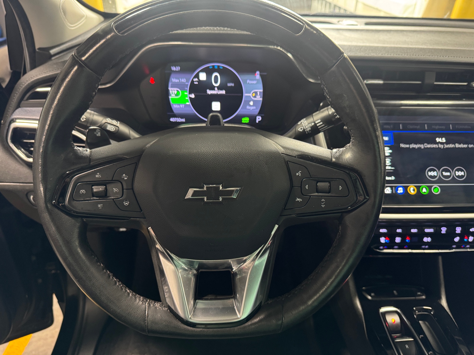 Thumbnail: 2023 Chevrolet Bolt EUV - 4