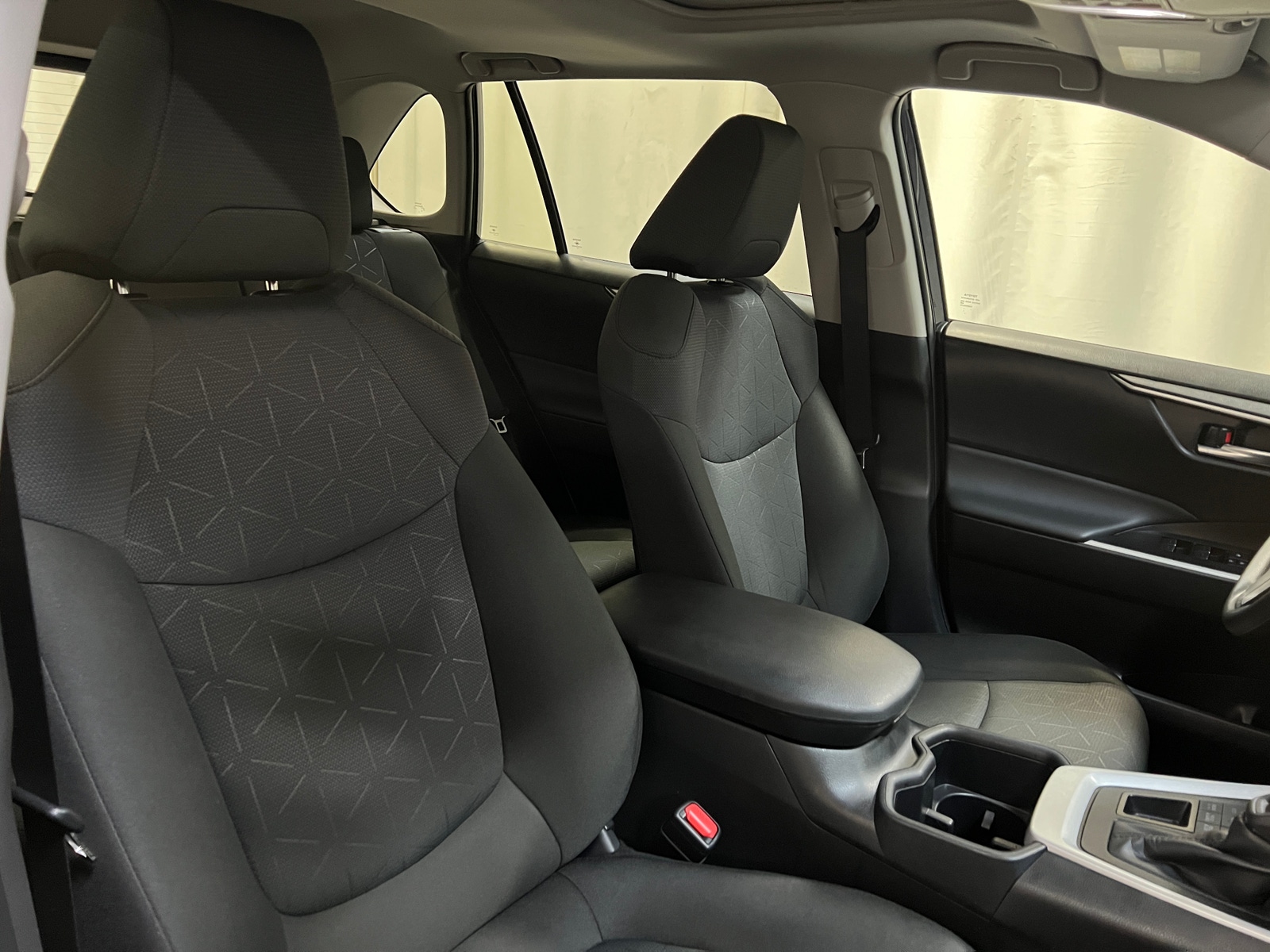 Thumbnail: 2025 Toyota RAV4 - 2