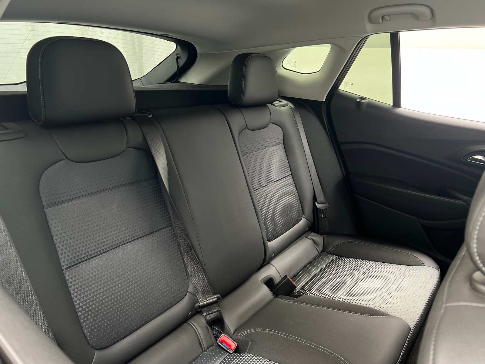 Thumbnail: 2025 Chevrolet Trax - 6