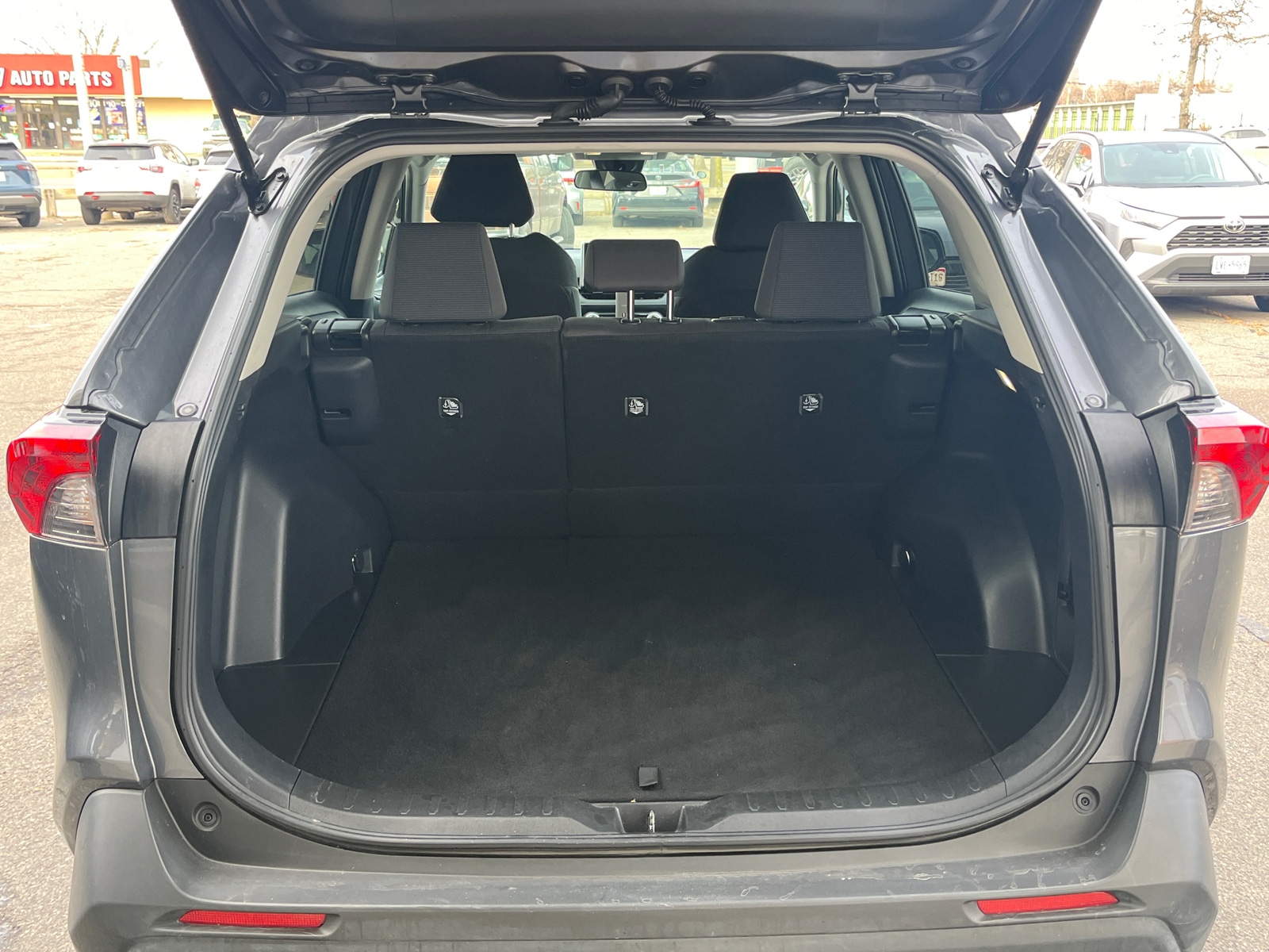 Thumbnail: 2025 Toyota RAV4 - 5