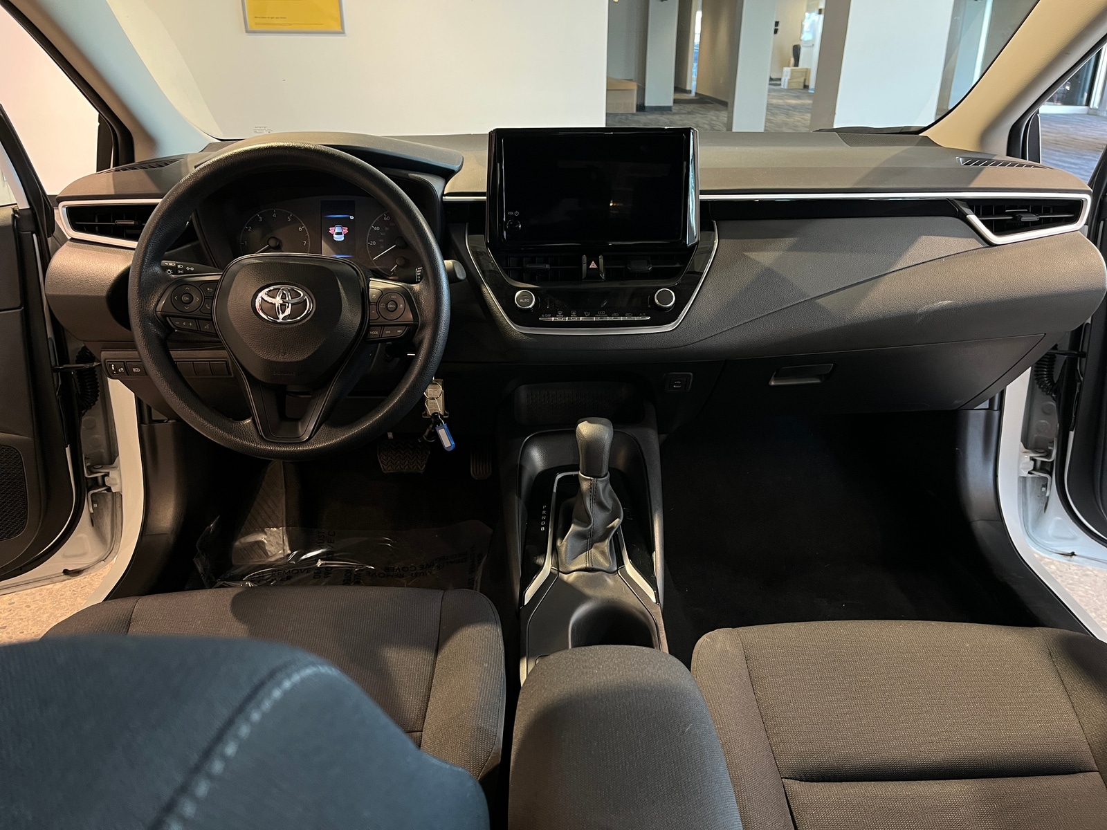 Thumbnail: 2025 Toyota Corolla - 3