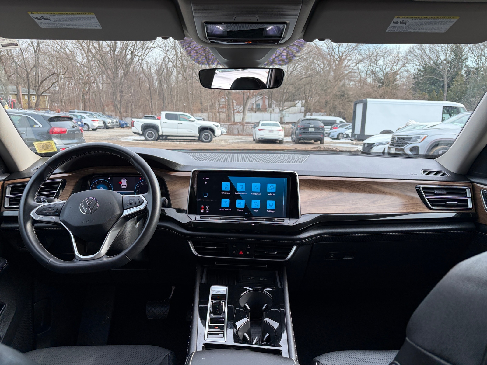 Thumbnail: 2025 Volkswagen Atlas - 3