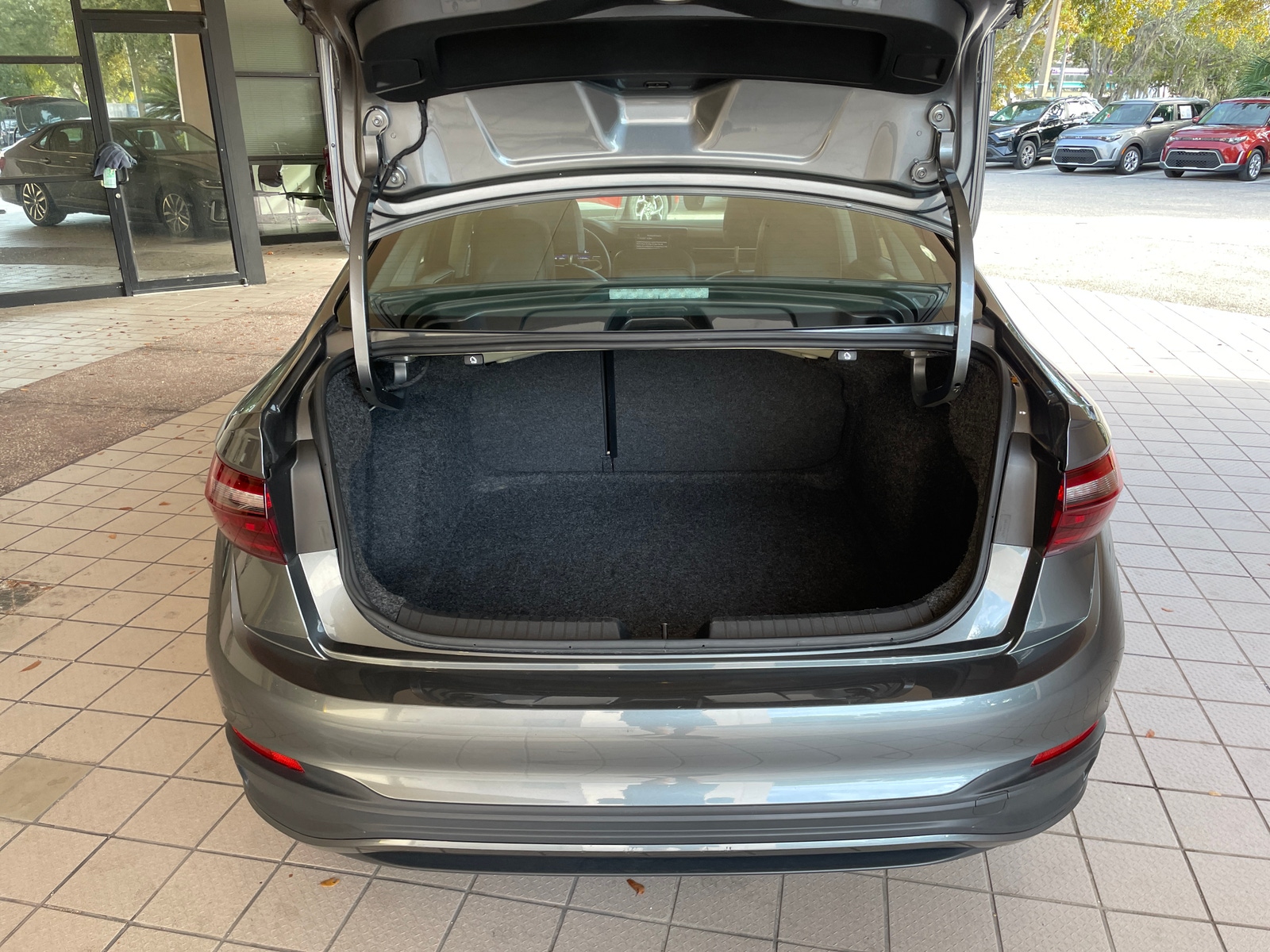 Thumbnail: 2025 Volkswagen Jetta - 3