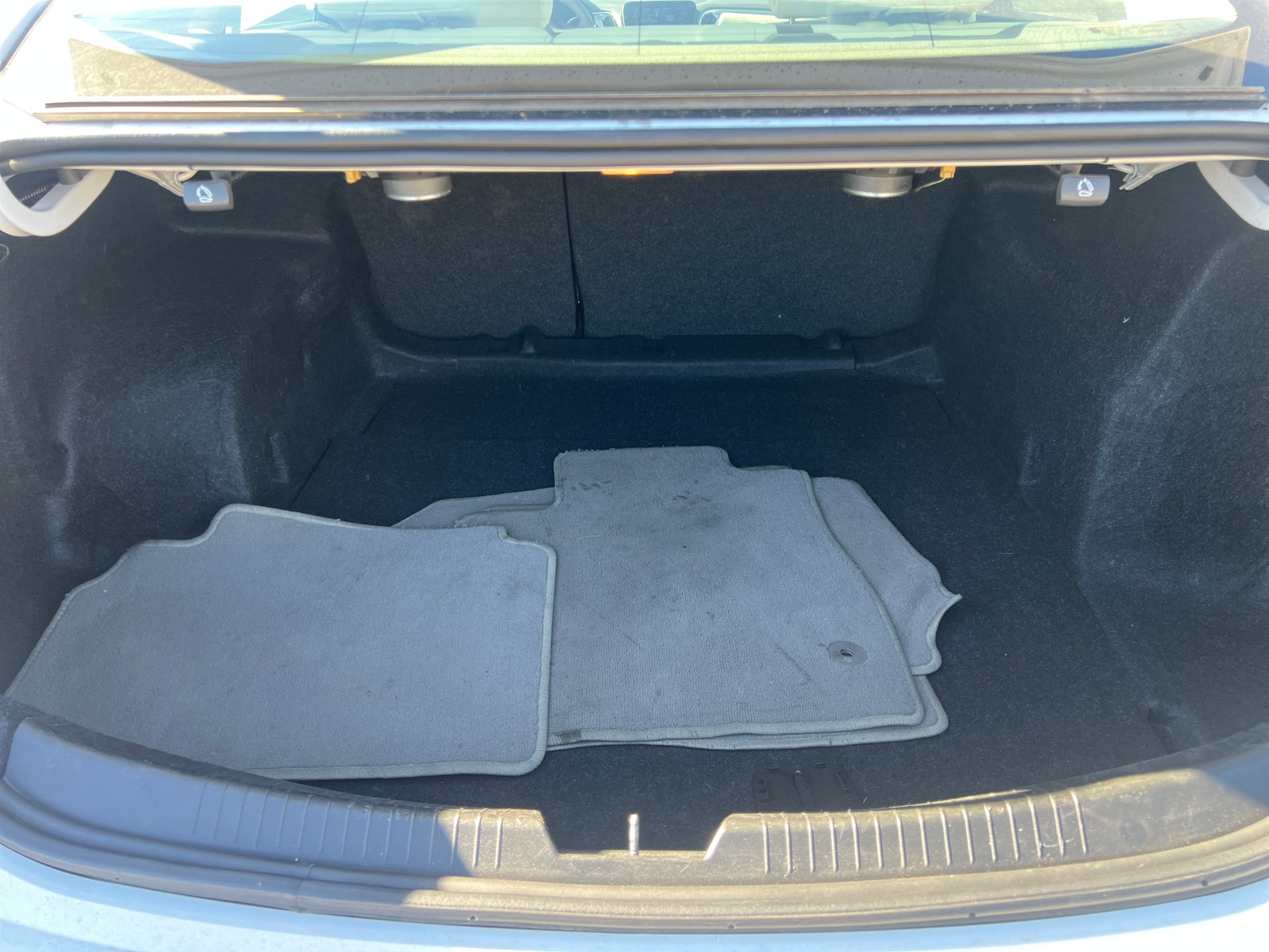 Thumbnail: 2024 Chevrolet Malibu - 6