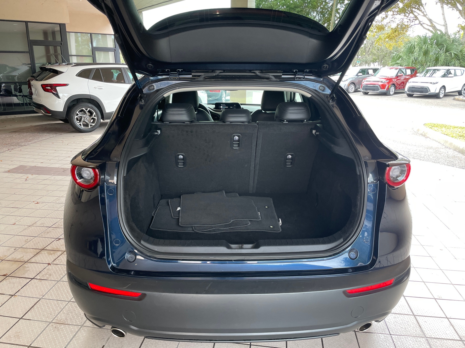 Thumbnail: 2025 Mazda CX-30 - 4