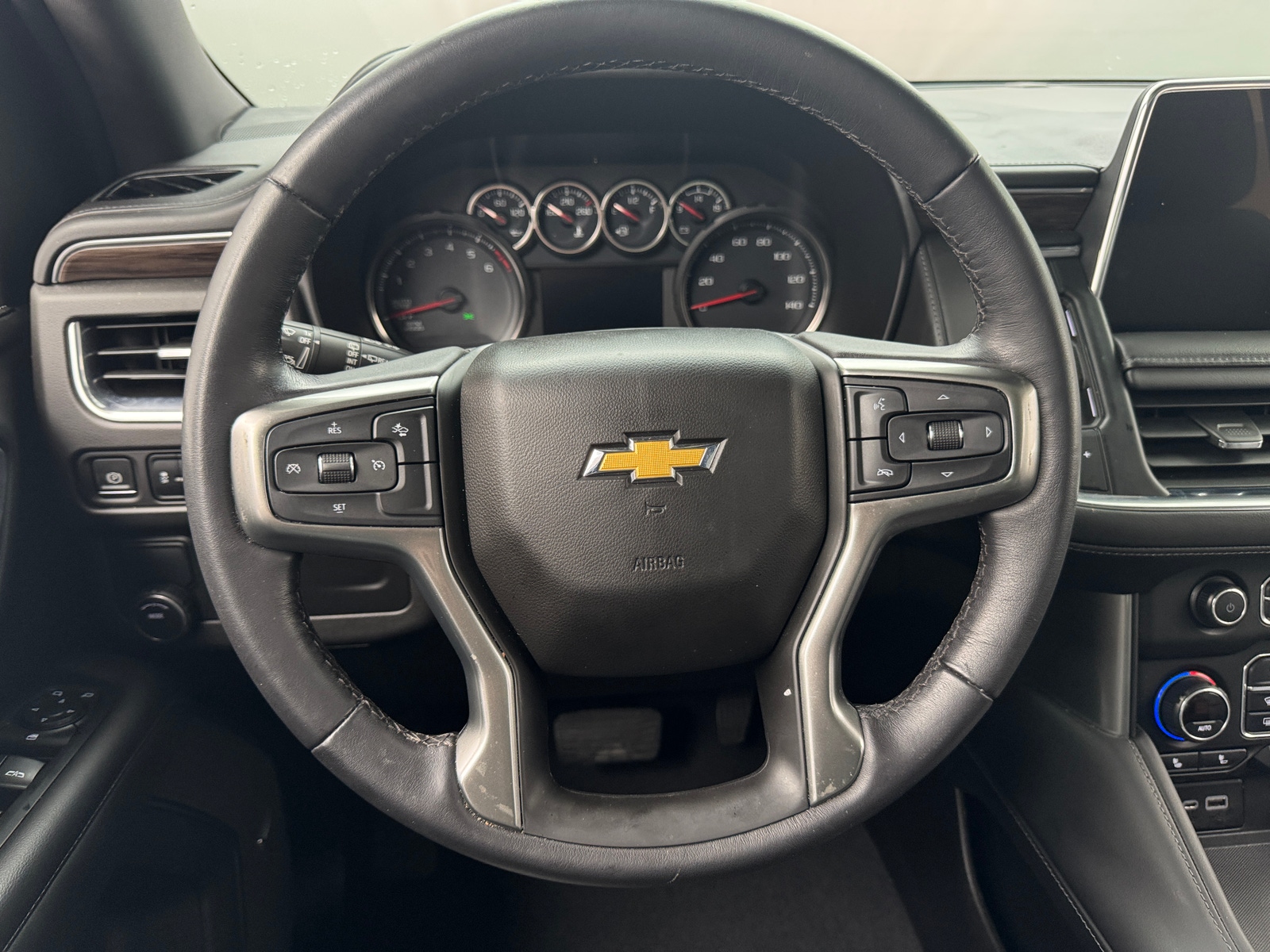 Thumbnail: 2021 Chevrolet Tahoe - 4