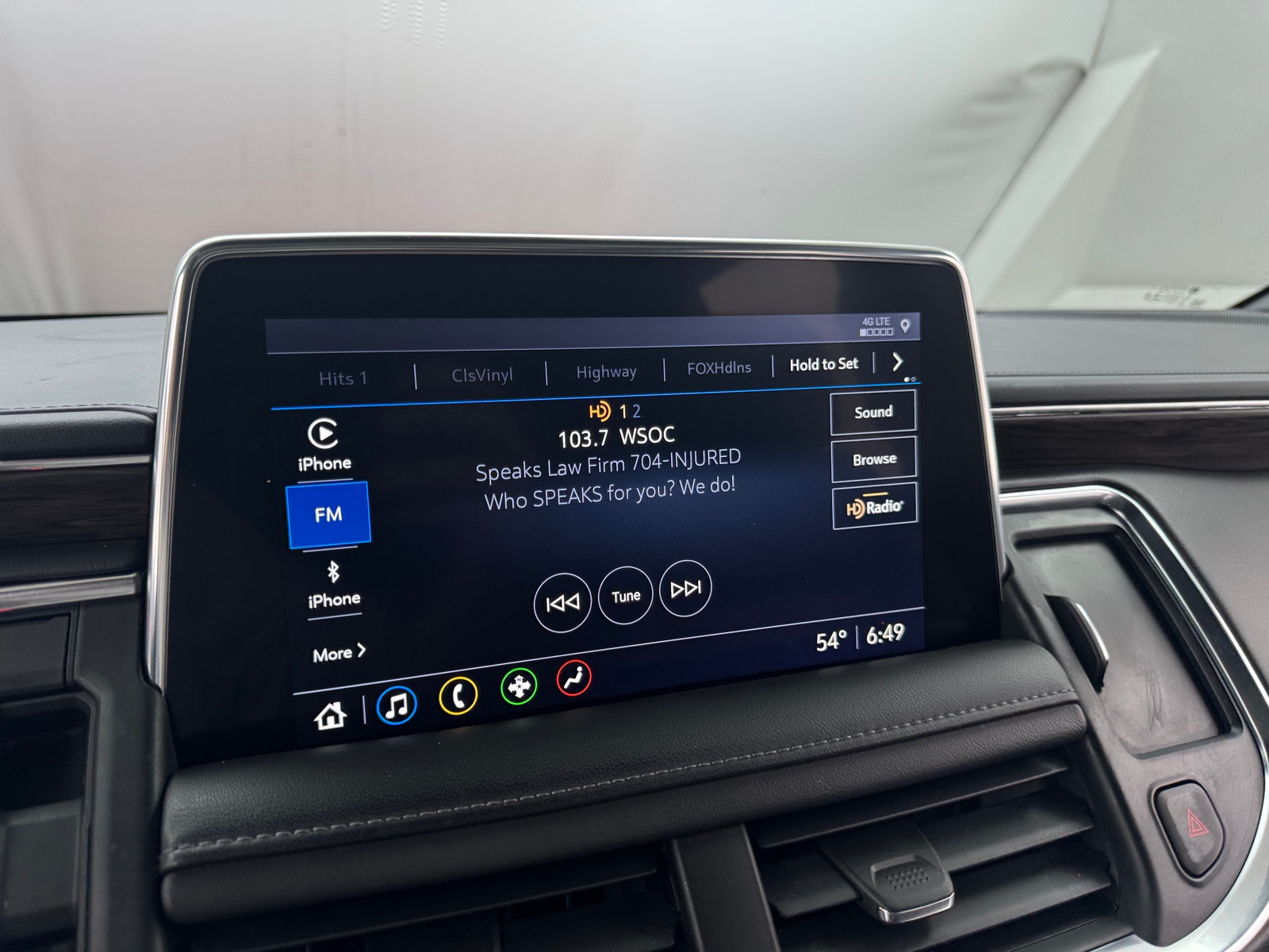 Thumbnail: 2021 Chevrolet Tahoe - 3