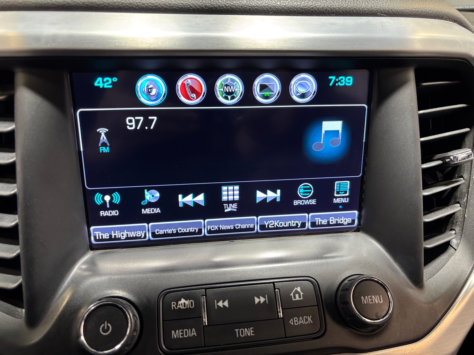 Thumbnail: 2018 GMC Acadia - 3