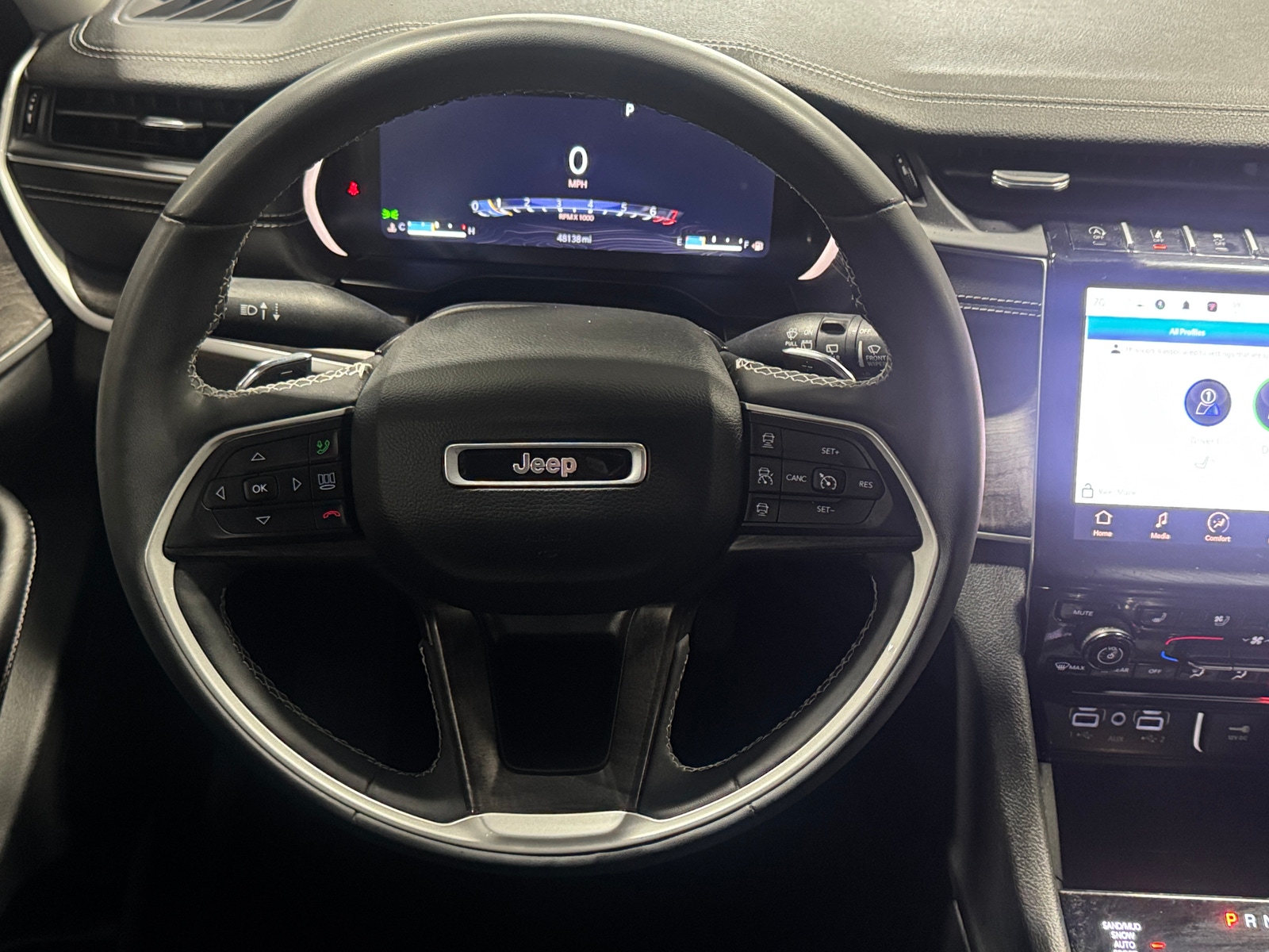 Thumbnail: 2023 Jeep Grand Cherokee L - 4