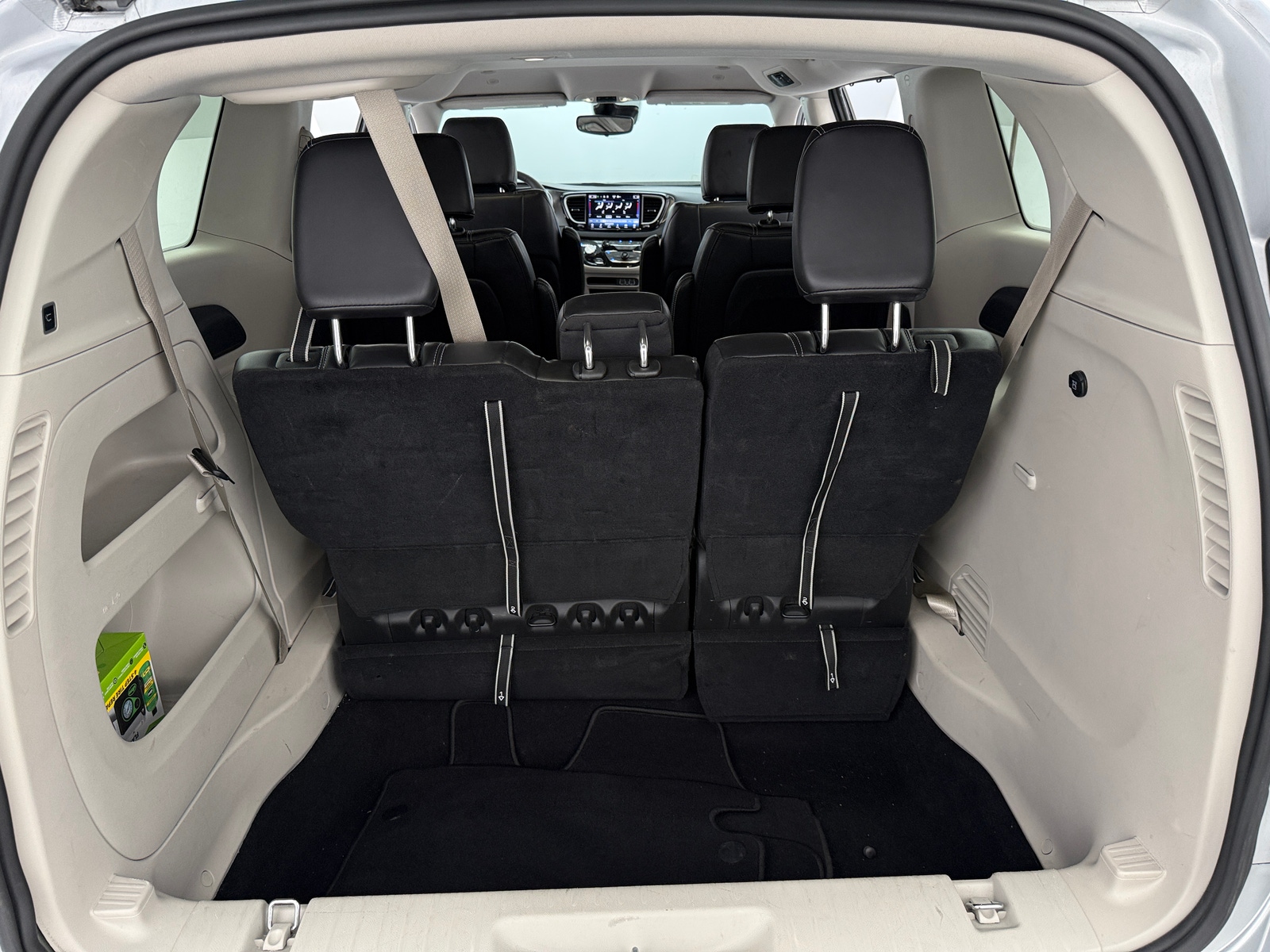 Thumbnail: 2024 Chrysler Pacifica - 6