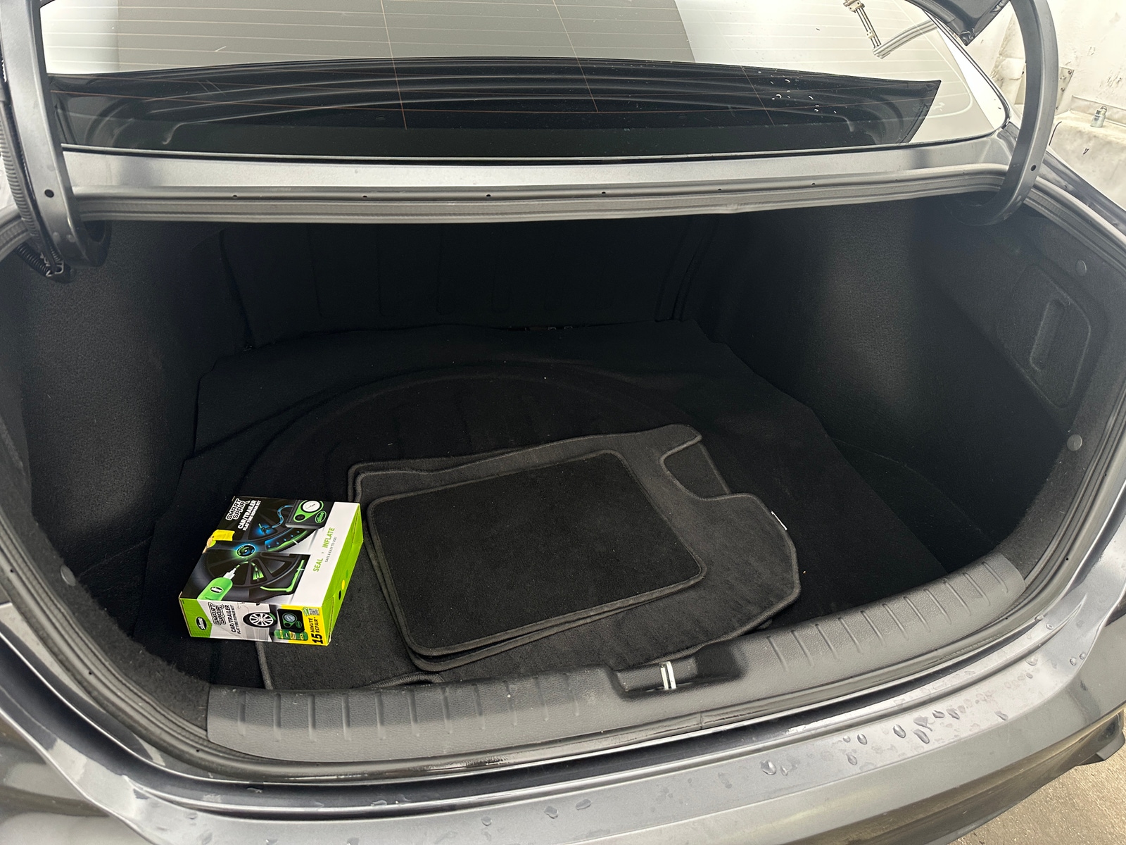 Thumbnail: 2024 Kia Forte - 7