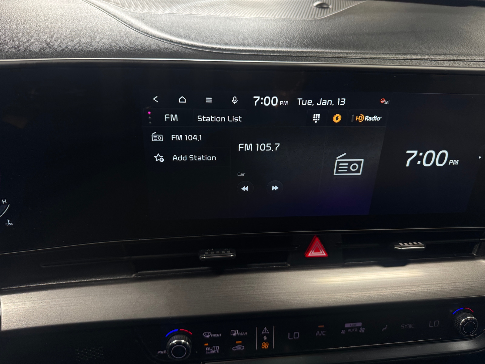 Thumbnail: 2023 Kia Sportage - 3