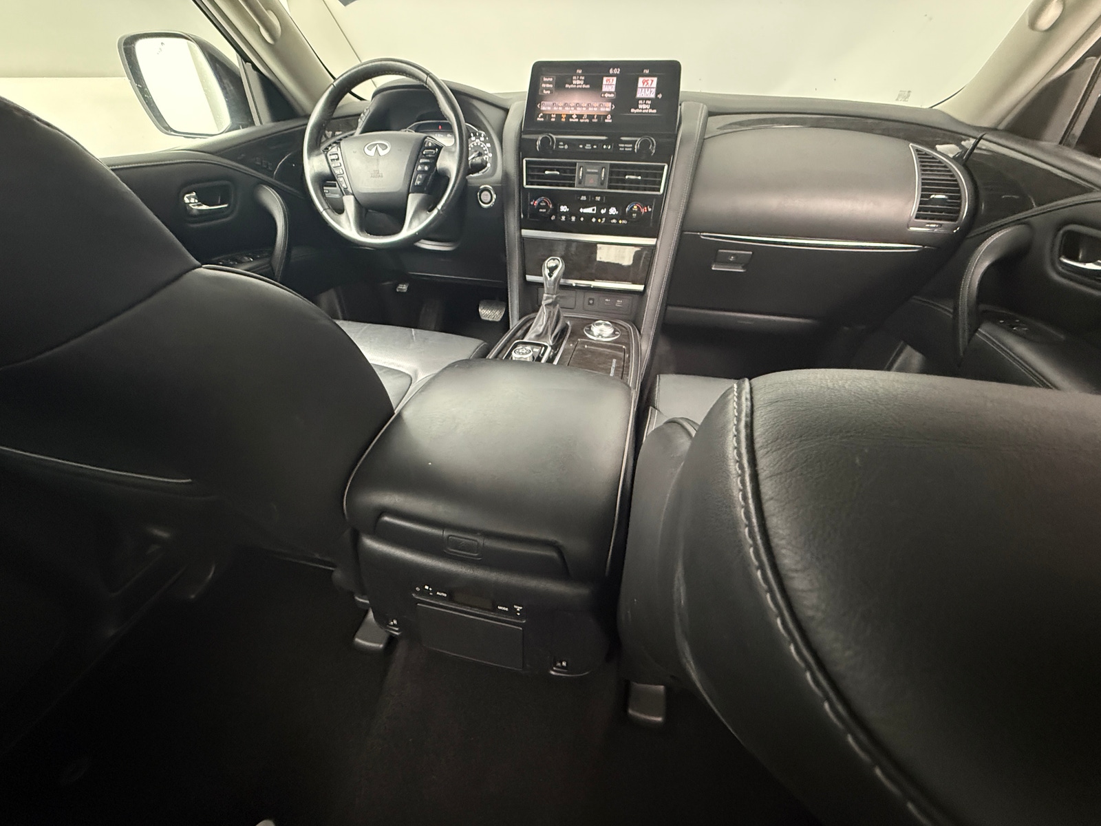 Thumbnail: 2024 INFINITI QX80 - 2