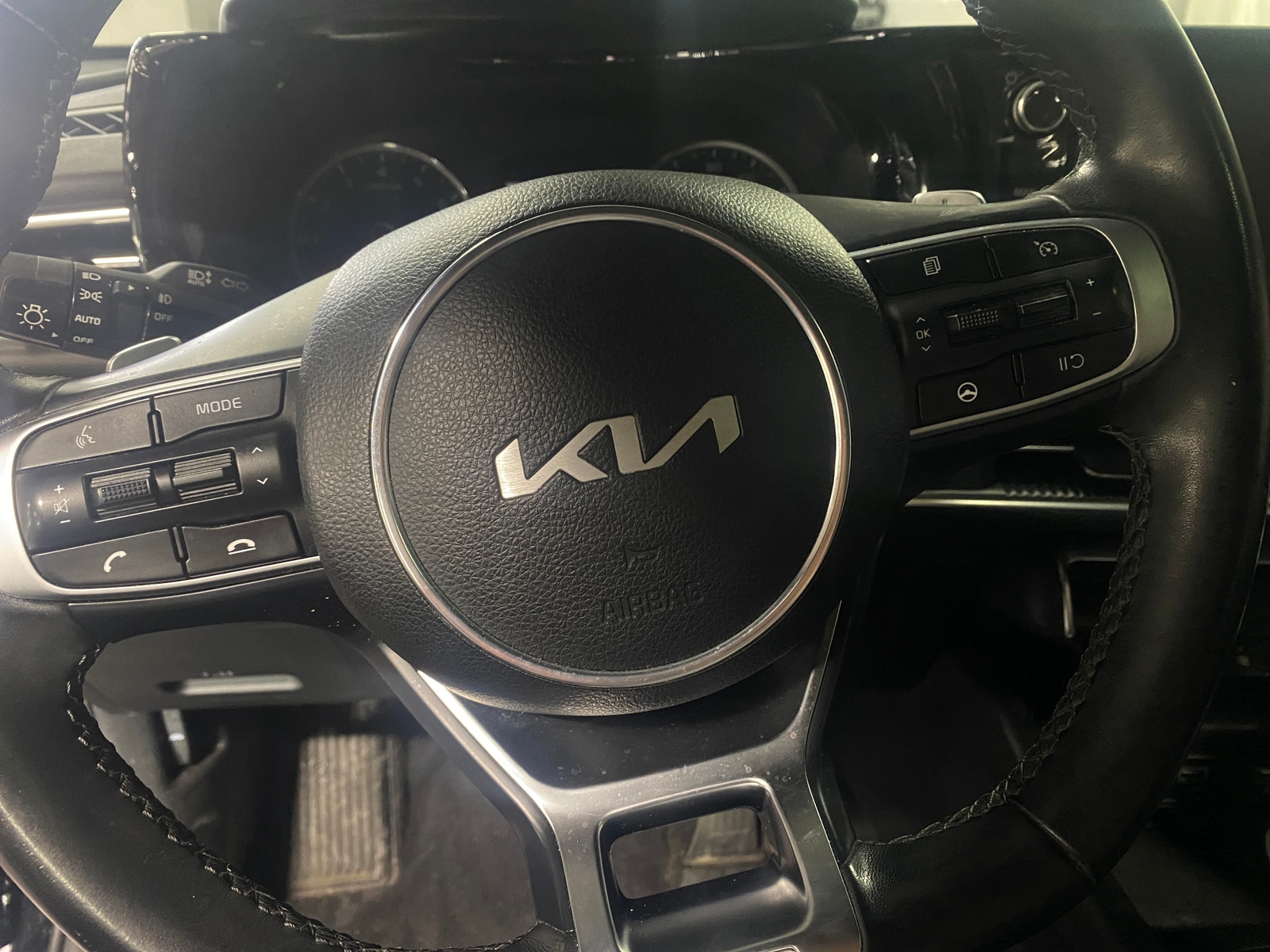 Thumbnail: 2023 Kia K5 - 4