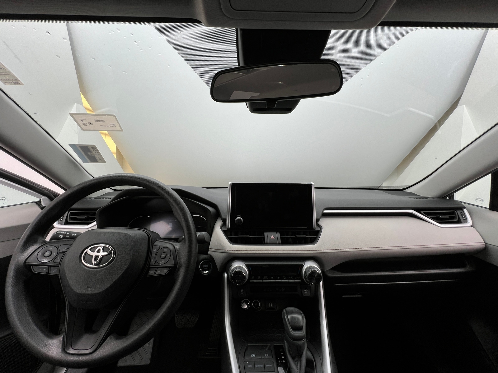 Thumbnail: 2023 Toyota RAV4 - 3