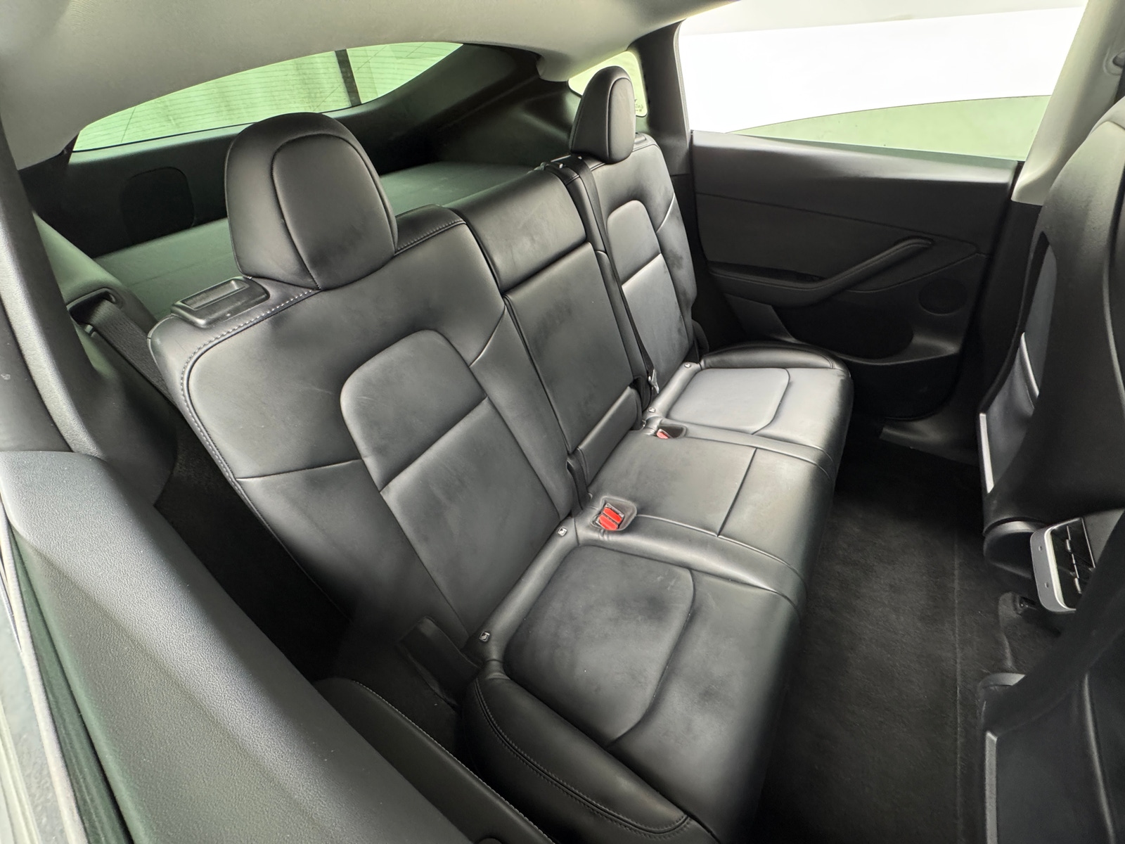 Thumbnail: 2022 Tesla Model Y - 5