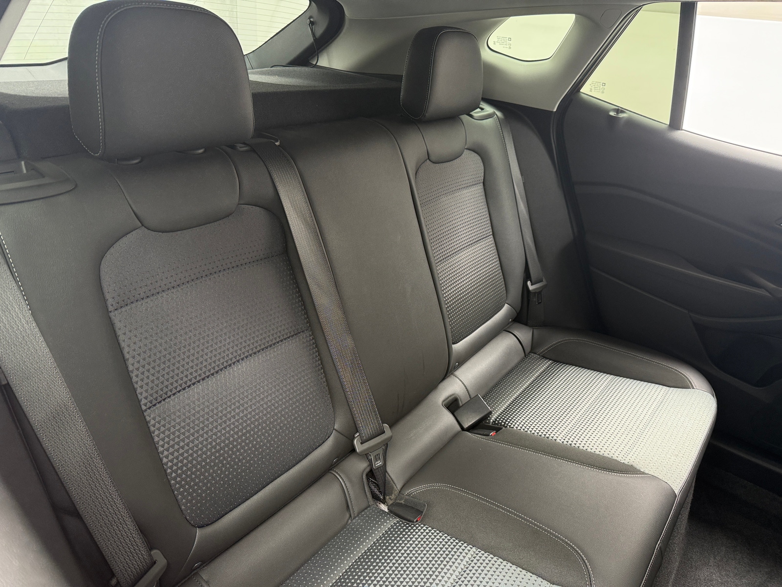 Thumbnail: 2025 Chevrolet Trax - 6