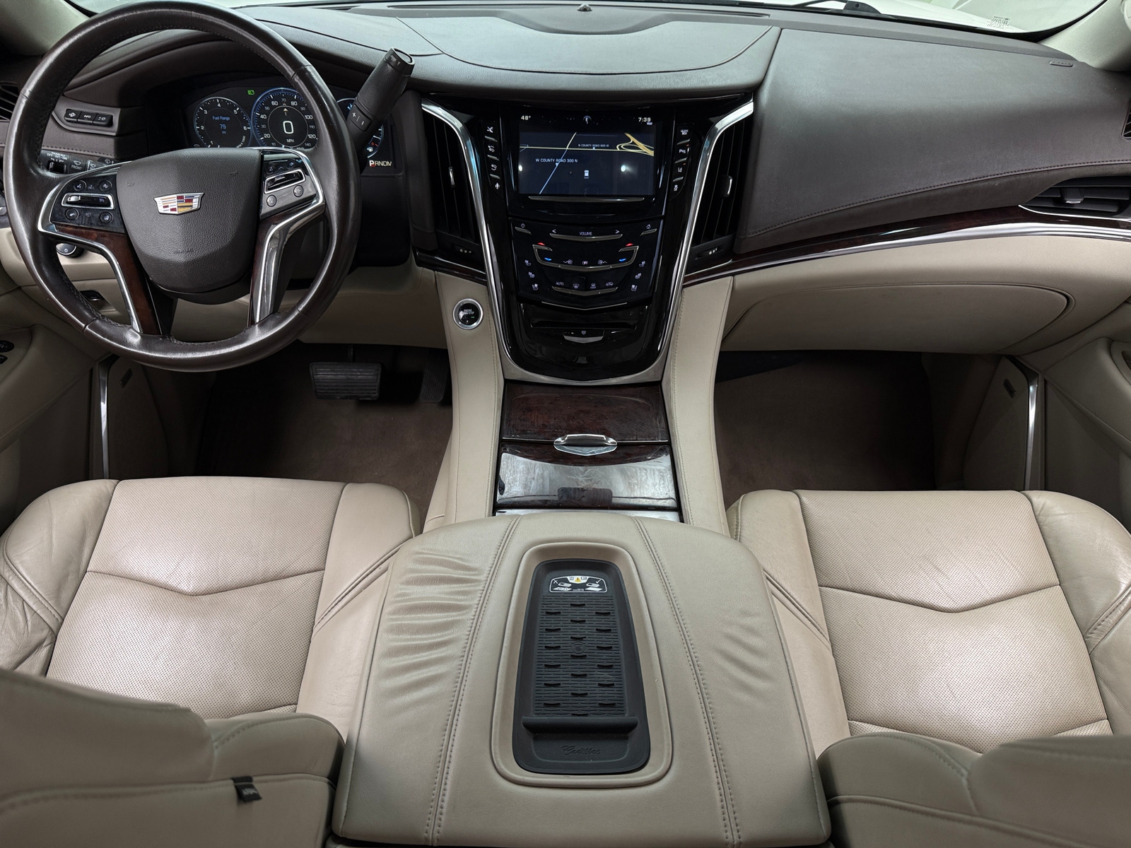 Thumbnail: 2015 Cadillac Escalade - 2