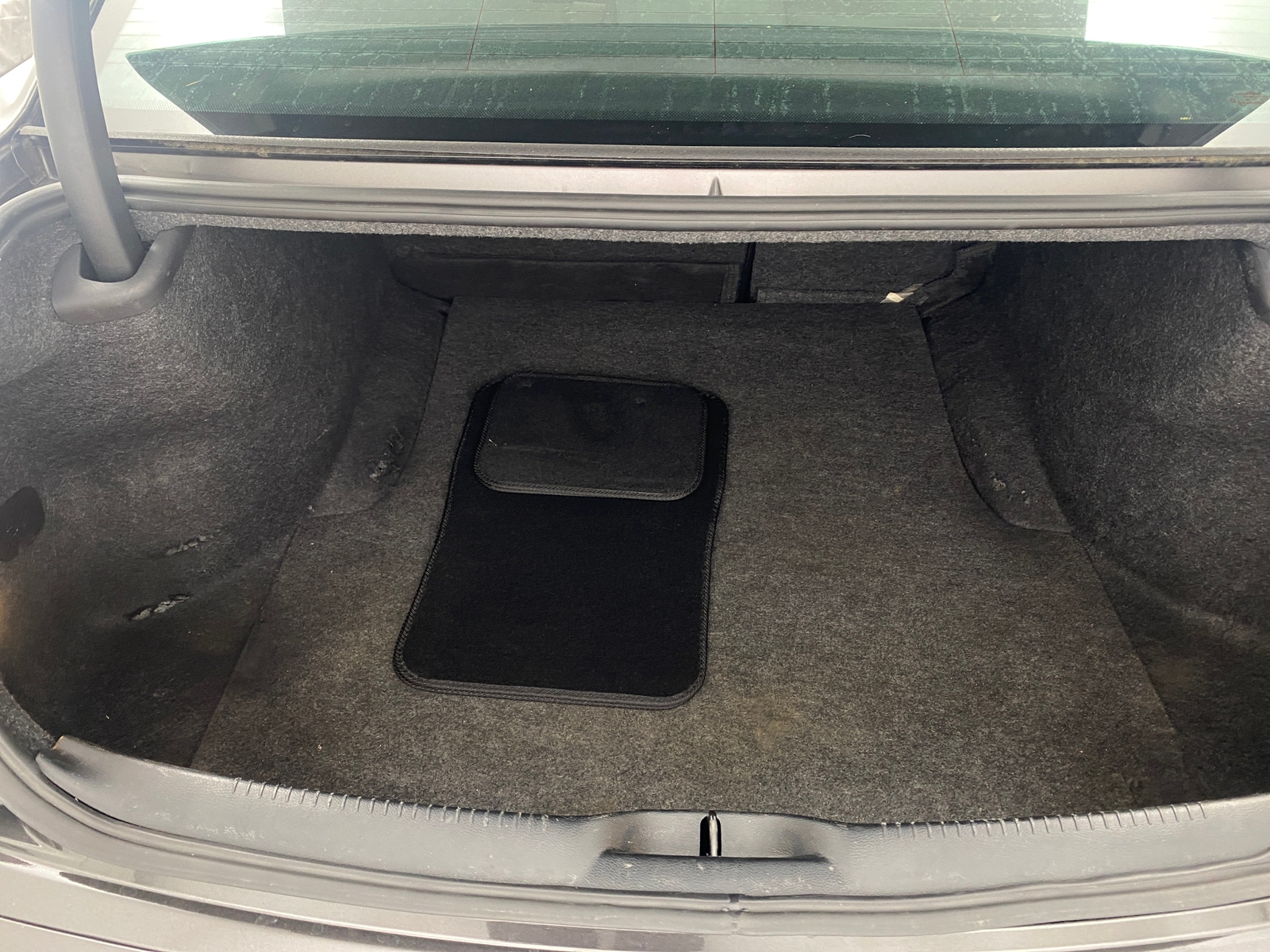 Thumbnail: 2022 Chrysler 300 - 7