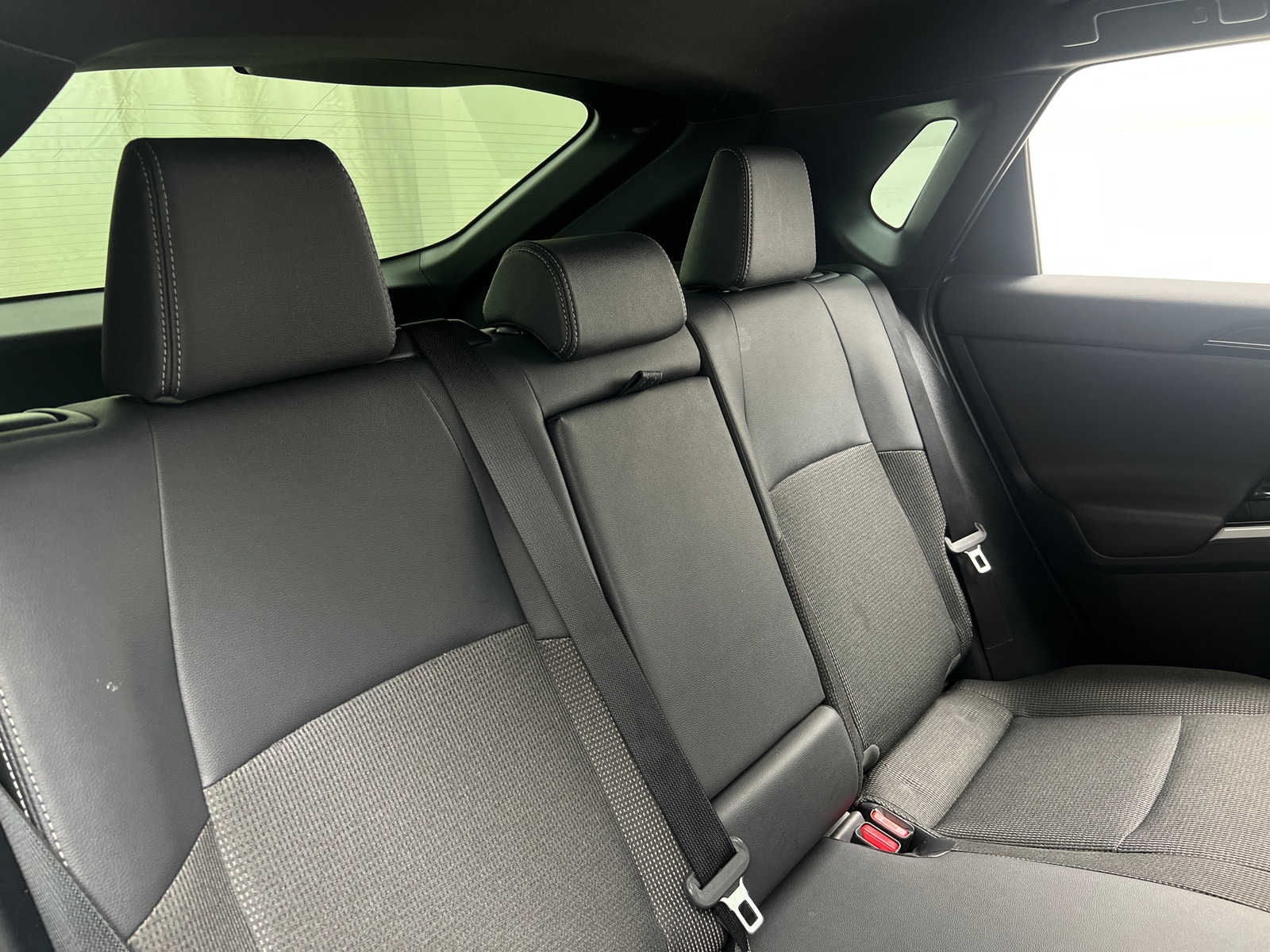 Thumbnail: 2025 Toyota bZ4X - 6