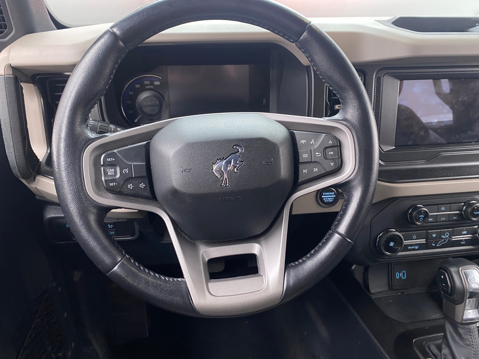 Thumbnail: 2022 Ford Bronco - 5