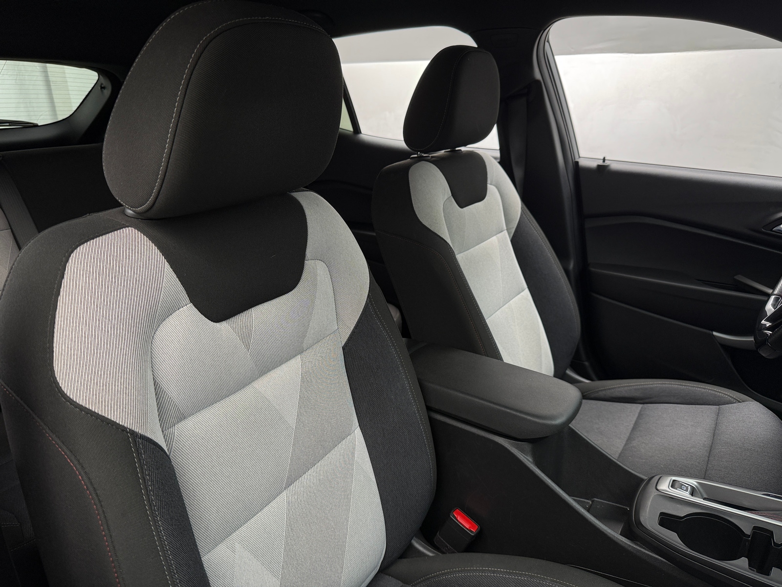 Thumbnail: 2024 Chevrolet Trax - 2