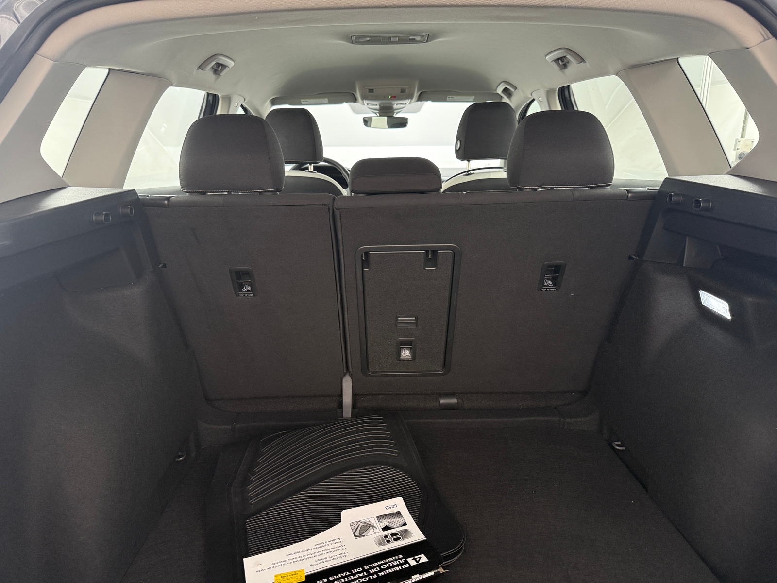 Thumbnail: 2025 Volkswagen Taos - 7