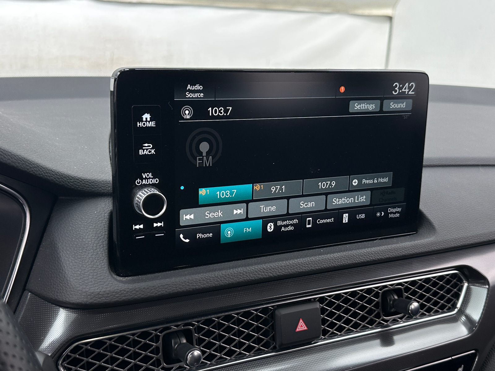 Thumbnail: 2024 Acura Integra - 3