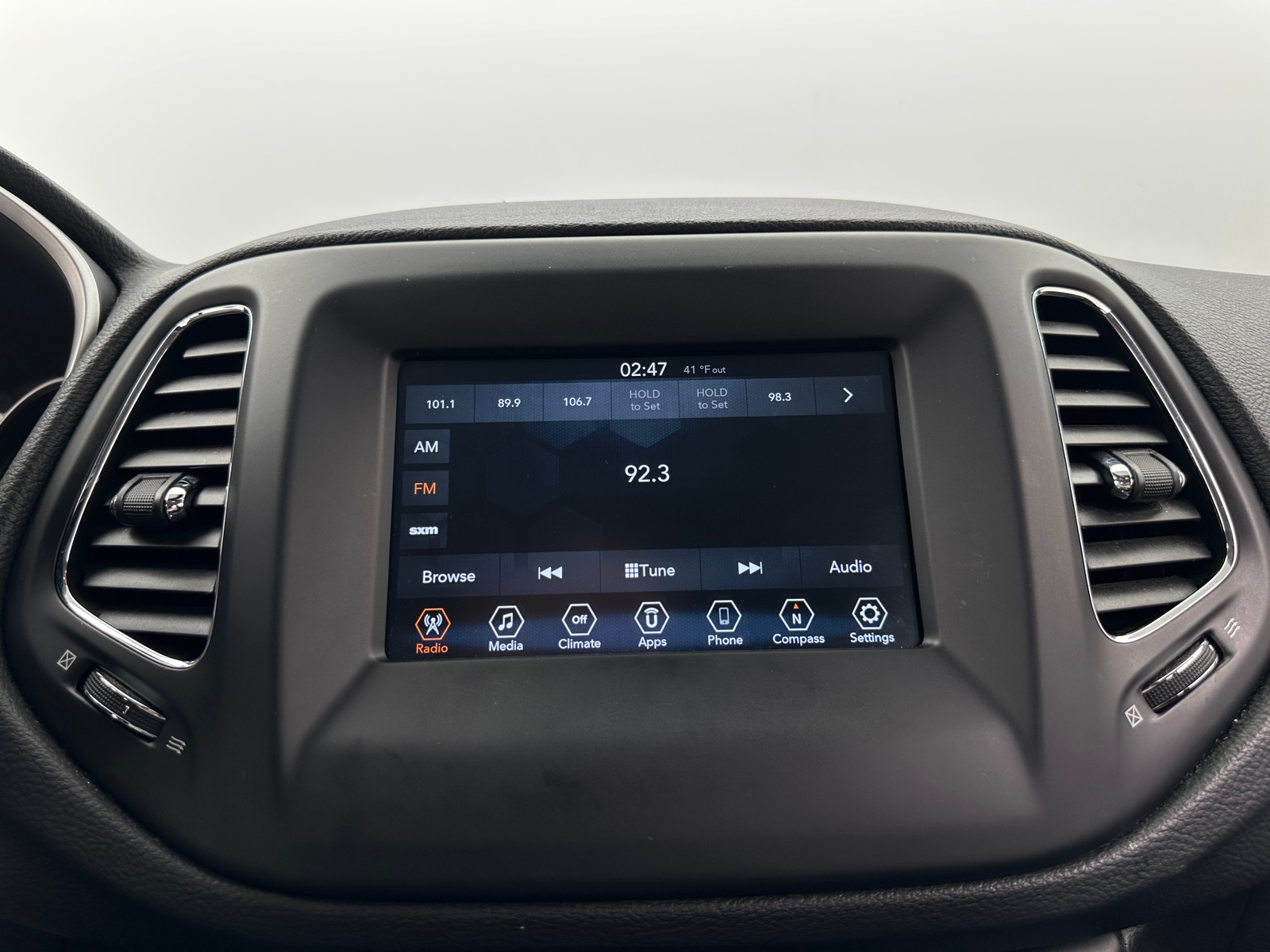 Thumbnail: 2019 Jeep Compass - 4