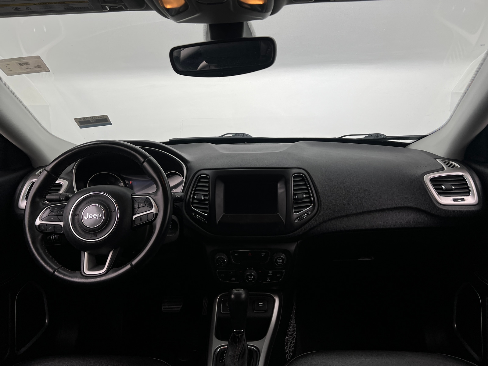 Thumbnail: 2018 Jeep Compass - 3