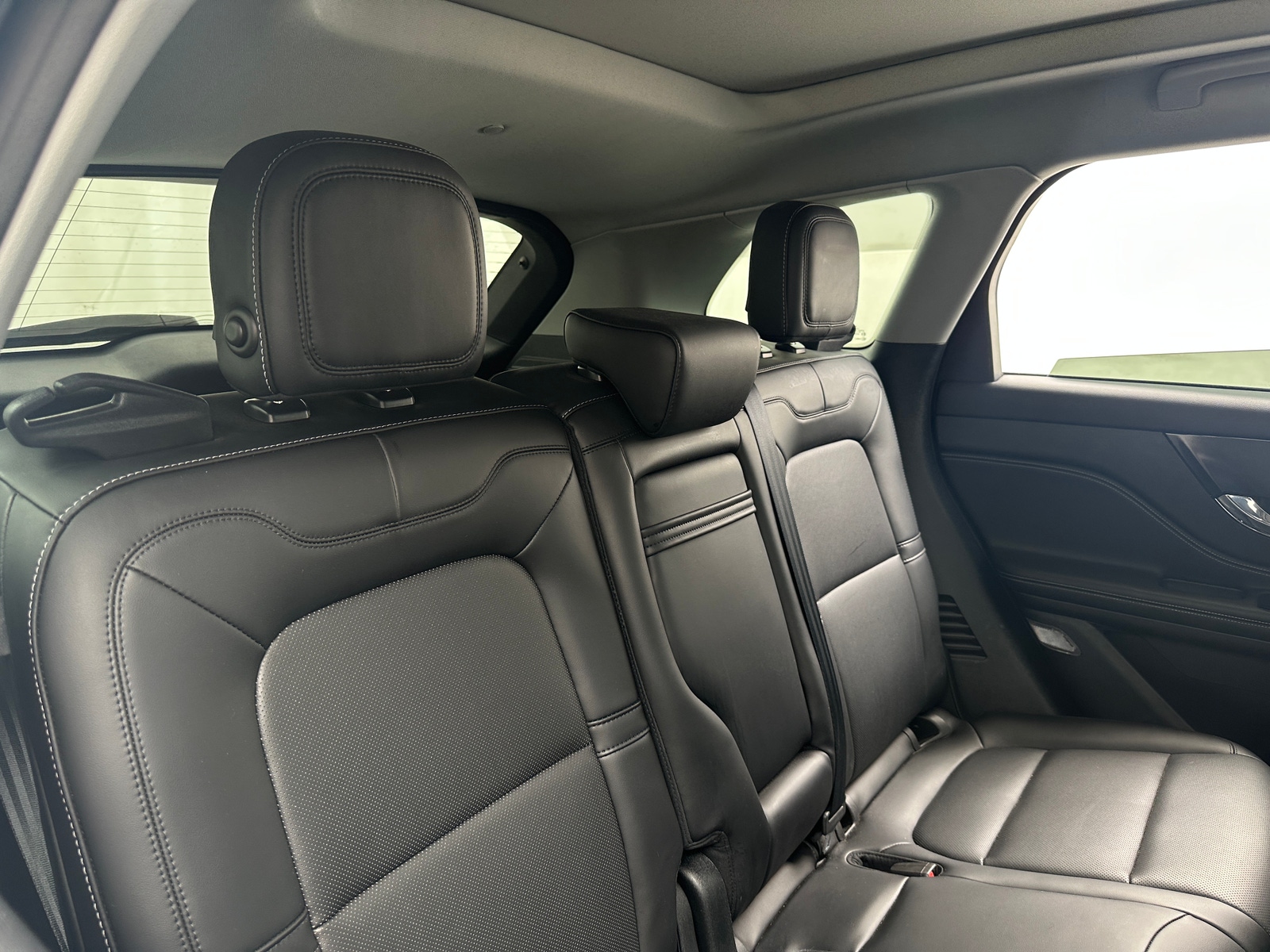 Thumbnail: 2020 Lincoln Corsair - 4