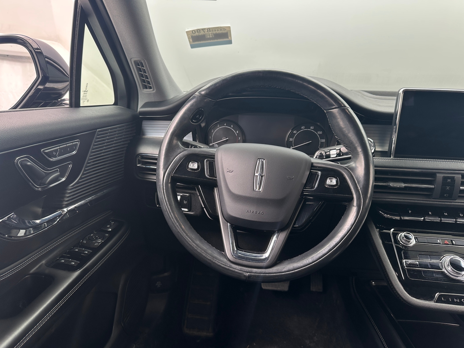 Thumbnail: 2020 Lincoln Corsair - 3