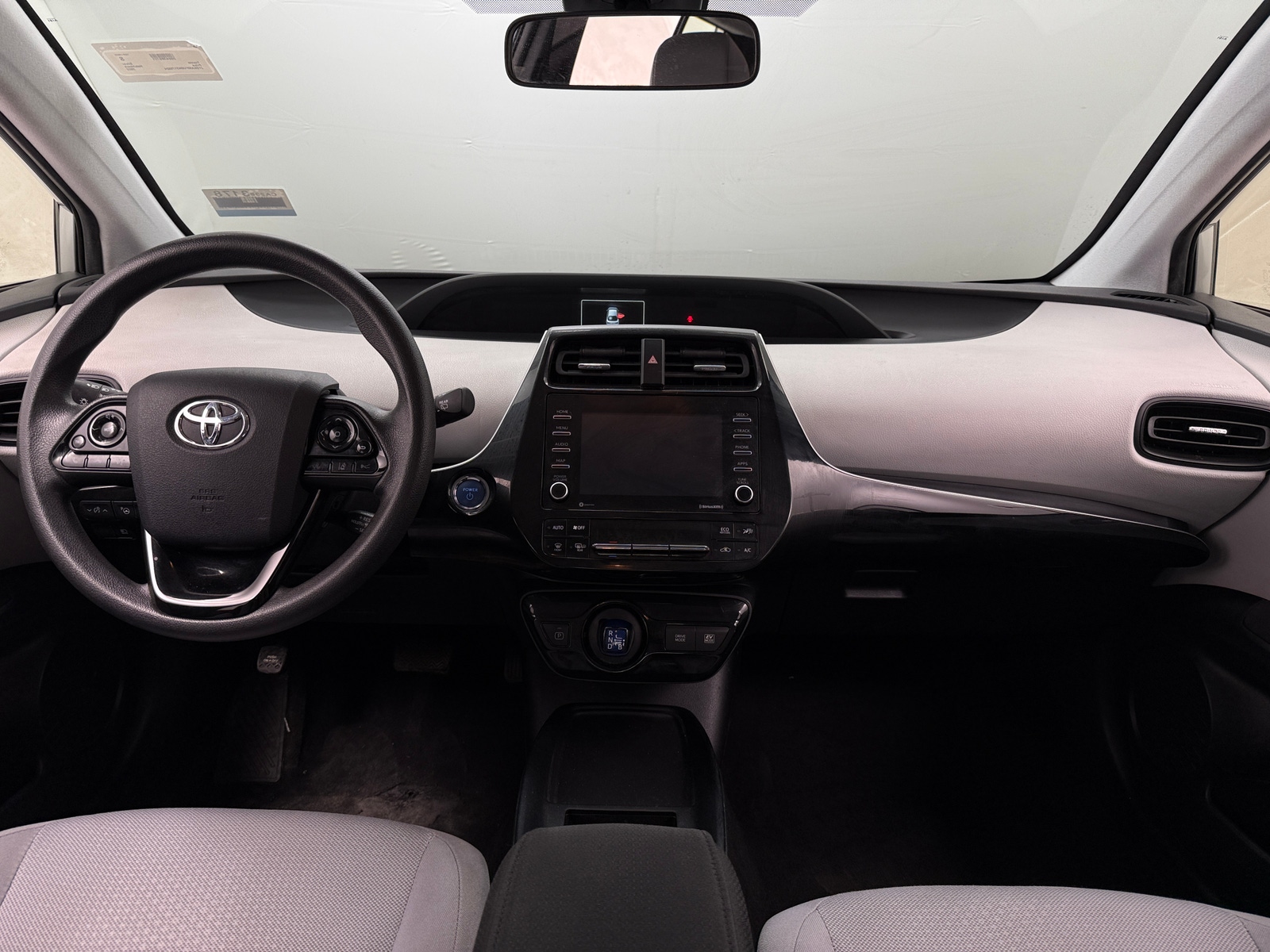 Thumbnail: 2022 Toyota Prius - 3