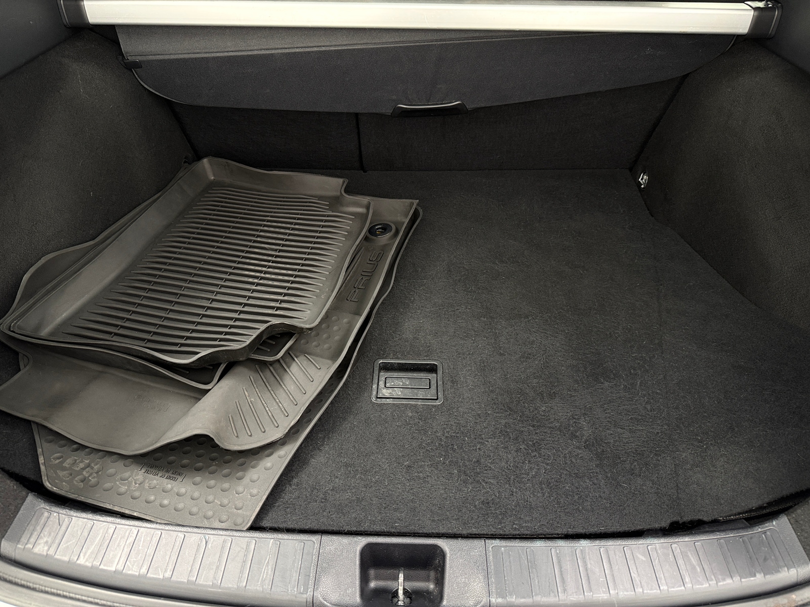 Thumbnail: 2022 Toyota Prius - 7