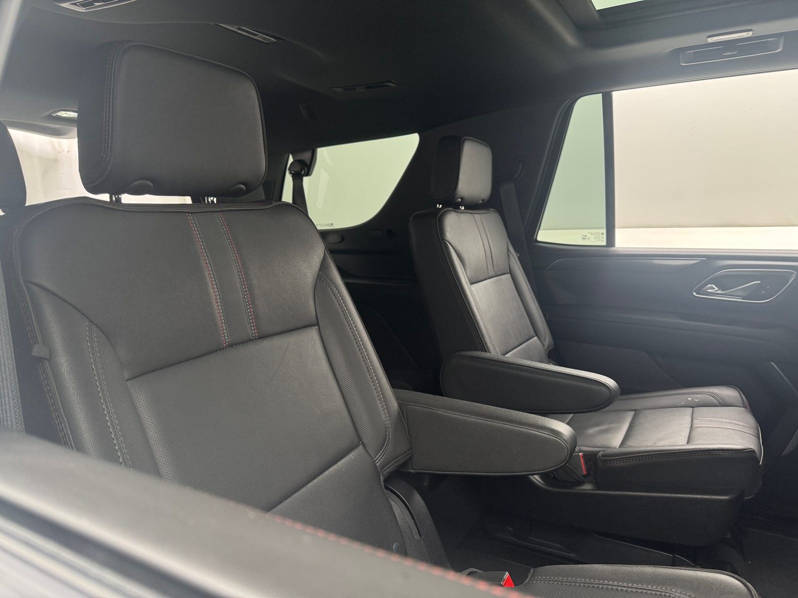 Thumbnail: 2024 Chevrolet Tahoe - 5