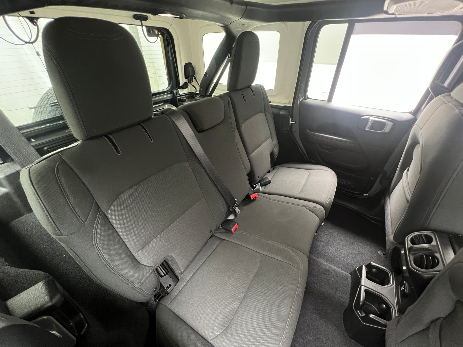 Thumbnail: 2018 Jeep Wrangler - 6