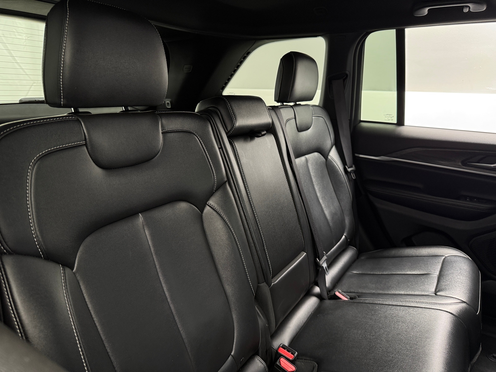 Thumbnail: 2024 Jeep Grand Cherokee - 5