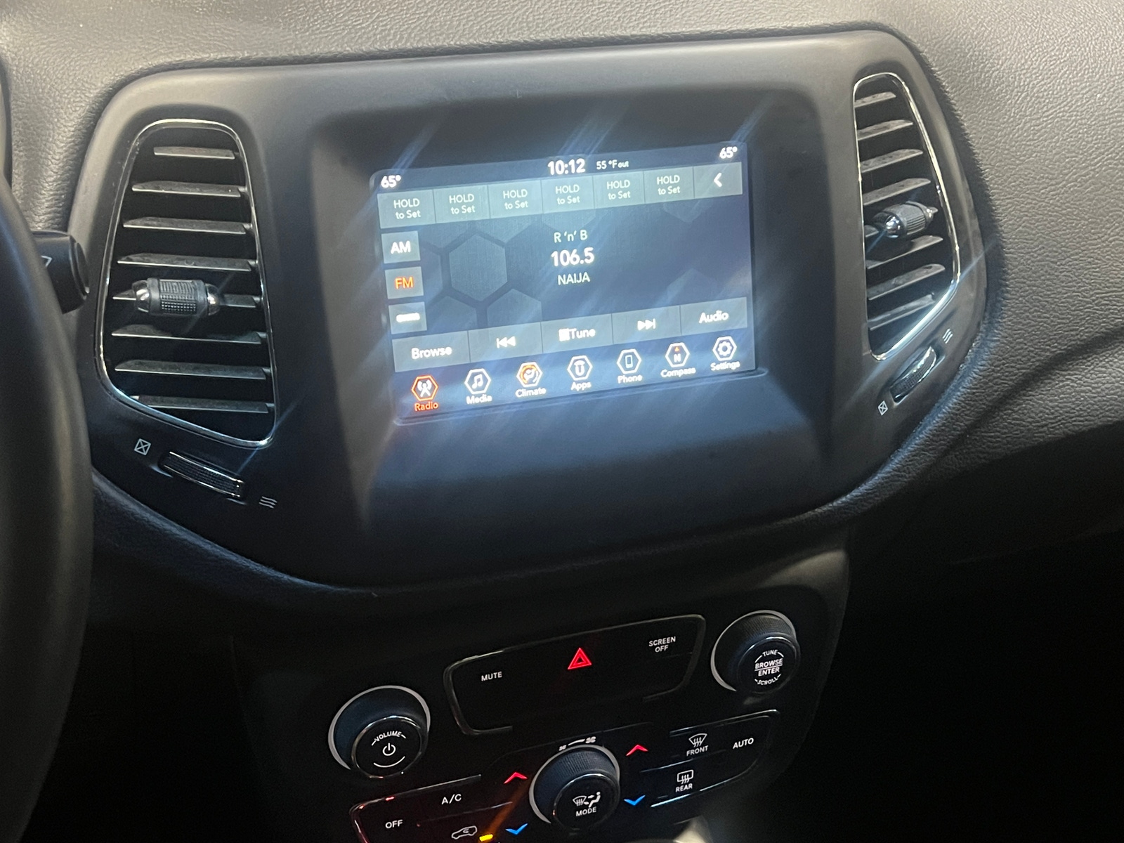 Thumbnail: 2019 Jeep Compass - 4