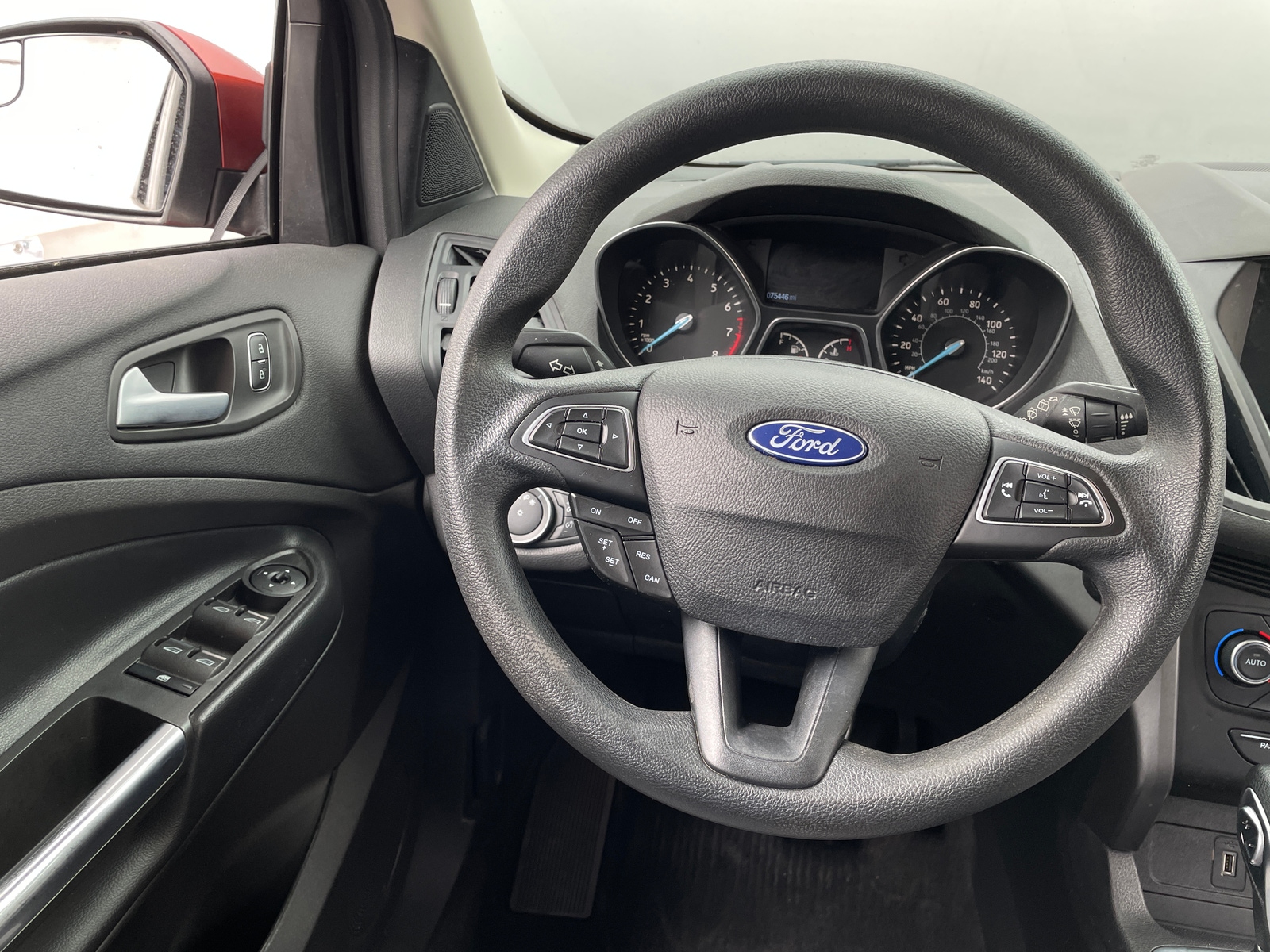 Thumbnail: 2019 Ford Escape - 4