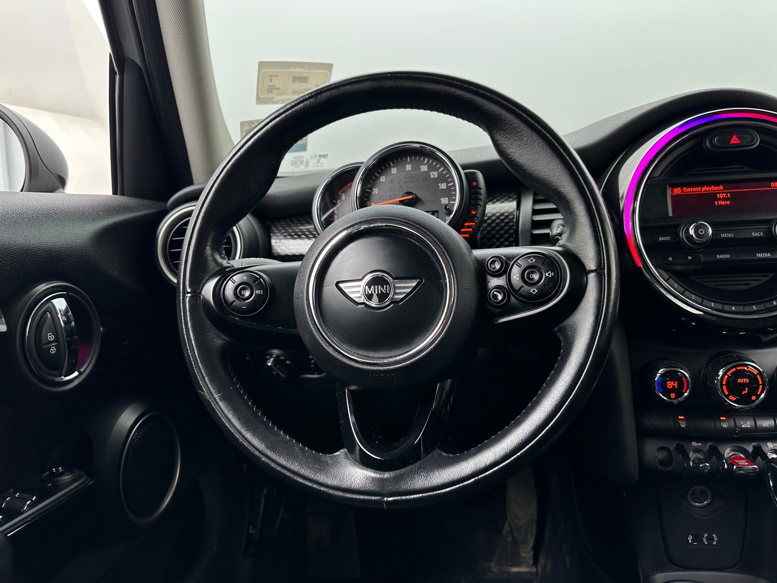 Thumbnail: 2015 MINI Cooper Hardtop - 5