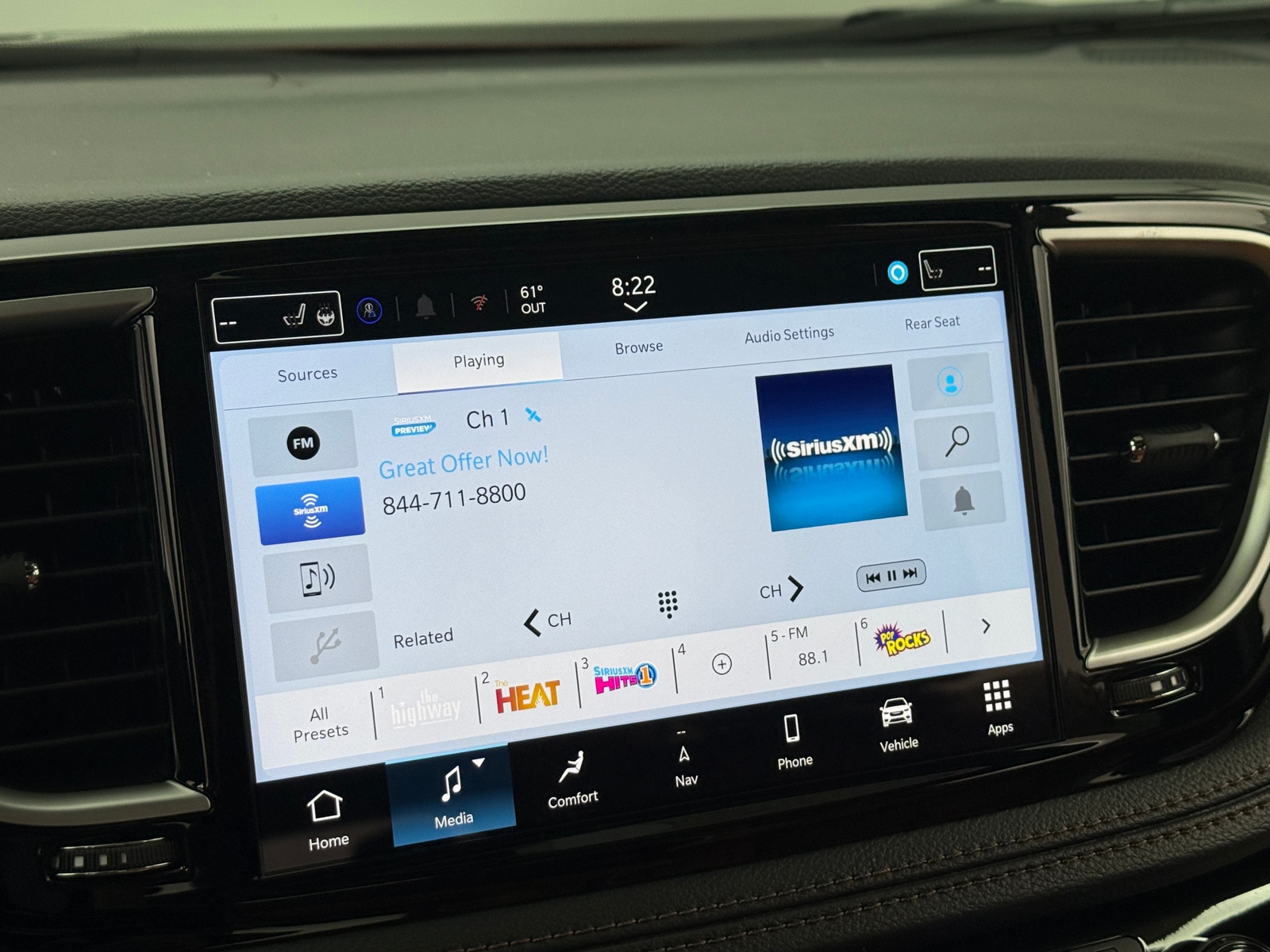 Thumbnail: 2026 Chrysler Pacifica - 3