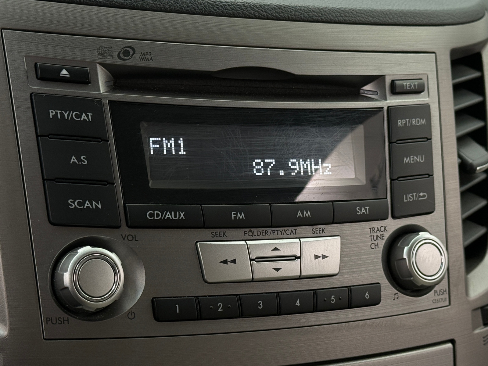 Thumbnail: 2012 Subaru Outback - 4