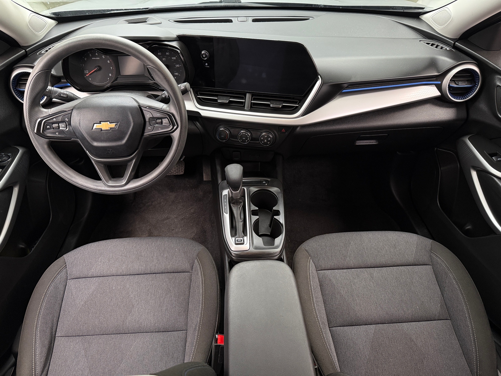 Thumbnail: 2024 Chevrolet Trax - 3