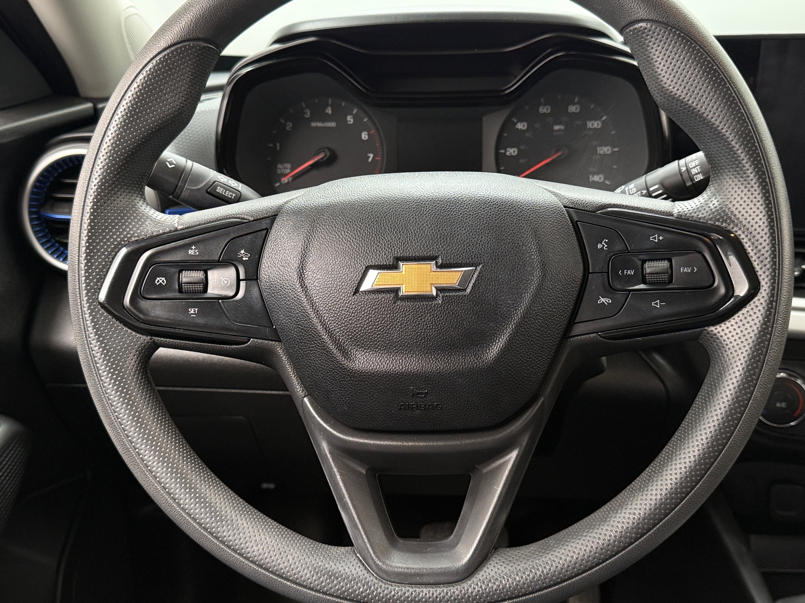 Thumbnail: 2024 Chevrolet Trax - 5